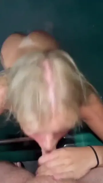 Lily Lanes Nude Hot Tub POV Blowjob OnlyFans Video Leaked - Image 5