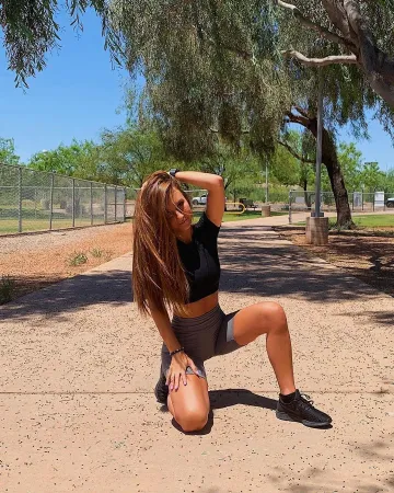 Taylor Alesia Sexy Pictures - Image 14