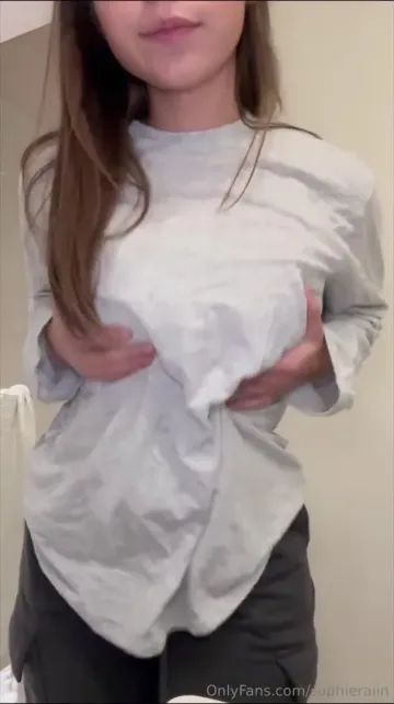 Sophie Rain Spider-Girl Cosplay OnlyFans Video Leaked - Image 3