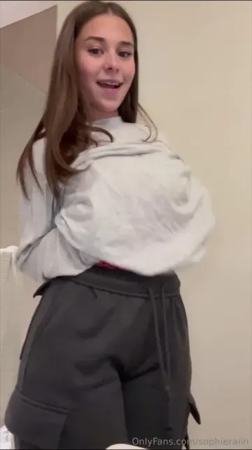 Sophie Rain Spider-Girl Cosplay OnlyFans Video Leaked - Image 2