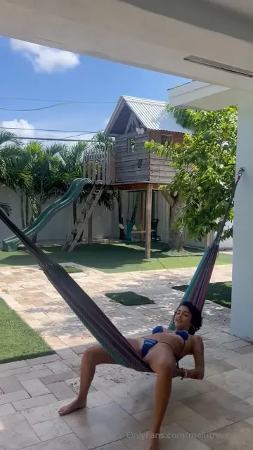 Malu Trevejo Bikini BTS Photoshoot Onlyfans Video Leaked - Image 6