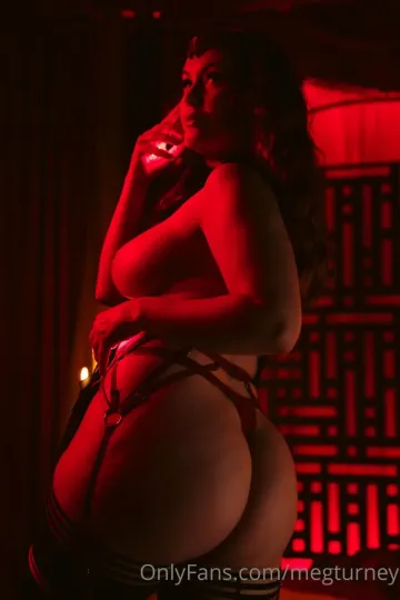 Meg Turney Scarlet Witch Cosplay Onlyfans Set Leaked - Image 7