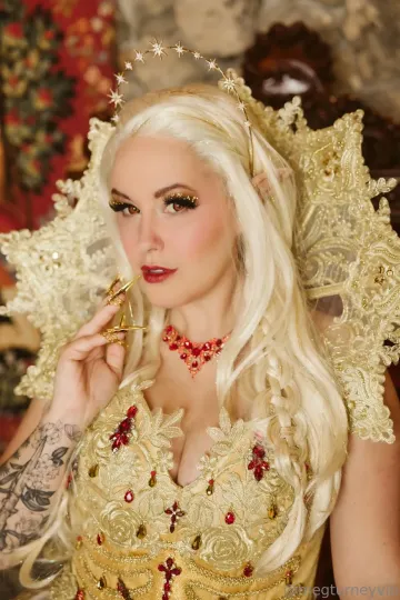 Meg Turney Pussy Loot Elf PPV Onlyfans Set Leaked - Image 2