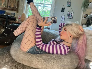 Belle Delphine Making Your Day Better Onlyfans Set Leaked - Image 47