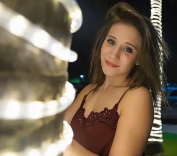 Lizzy Wurst Sexy Pictures - Image 33