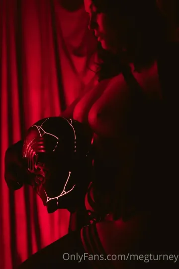 Meg Turney Nude Kylo Ren Cosplay Onlyfans Set Leaked - Image 15