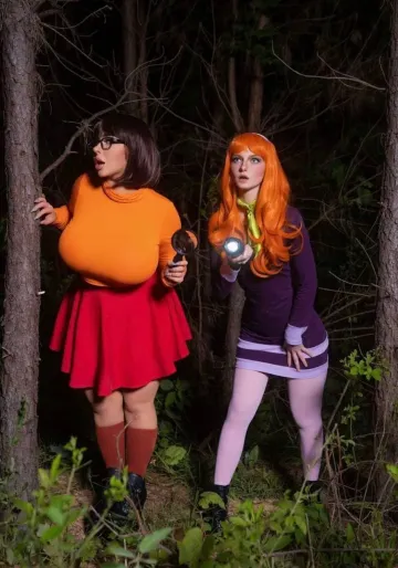 BishoujoMom Nude Velma Daphne Cosplay Fansly Set Leaked - Image 29