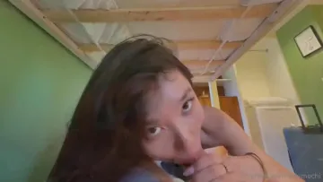 Lucy Mochi Nude POV Bunk Bed Blowjob OnlyFans Video Leaked - Image 4